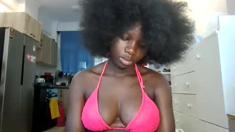 Snapshot of camclit chatting on October 27, 2025, 12:53 pm Princess online show from October 27, 2025, 12:53 pm