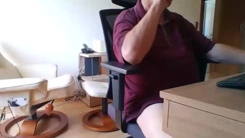 camcologne online show from September 18, 2025, 11:56 am