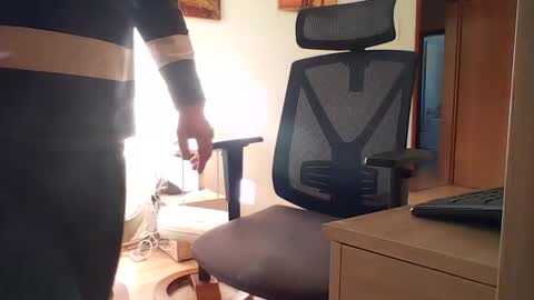 camcologne online show from October 1, 2025, 2:45 pm