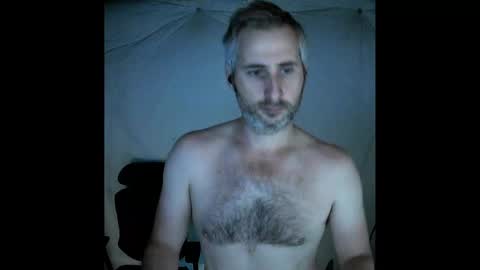 Snapshot of camcrusader chatting on October 6, 2025, 4:59 pm herp derp online show from October 6, 2025, 4:59 pm