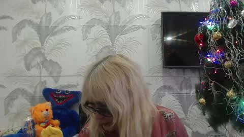 CamDiva1 online show from January 22, 2025, 10:50 am