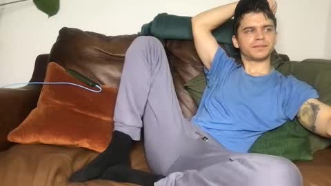 CamDoAttitude online show from September 19, 2025, 12:06 pm