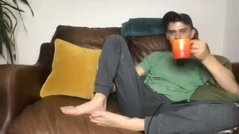 Snapshot of camdoattitude chatting on July 27, 2026, 9:33 pm CamDoAttitude online show from July 27, 2026, 9:33 pm