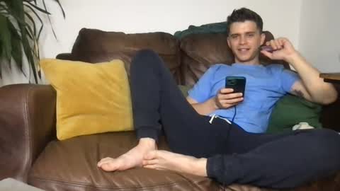 Snapshot of camdoattitude chatting on July 31, 2026, 9:25 pm CamDoAttitude online show from July 31, 2026, 9:25 pm