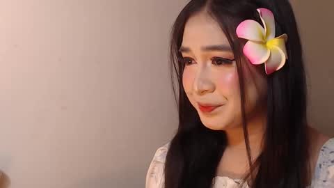 camela_star online show from April 1, 2026, 9:23 pm