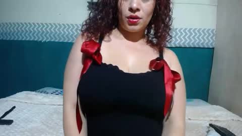 cameron_es online show from October 13, 2025, 3:39 am