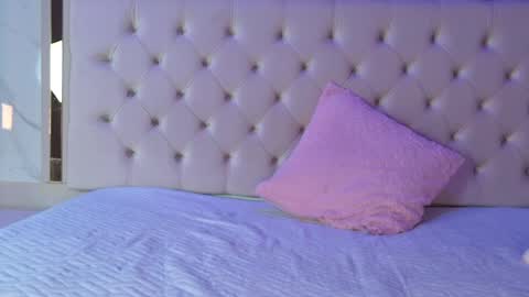 cameron_hearts online show from April 28, 2026, 12:10 pm