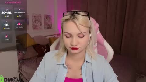 Cameron online show from October 25, 2025, 8:03 pm