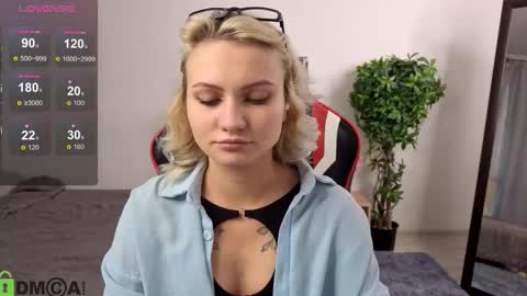 Cameron online show from October 30, 2025, 8:27 am