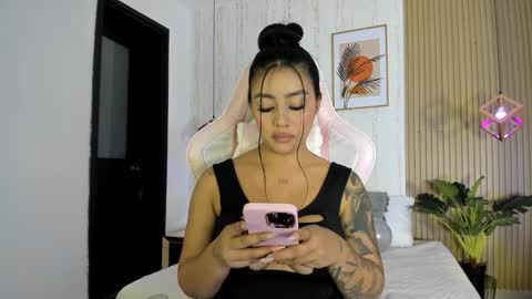 Cameron  online show from October 30, 2025, 8:20 pm