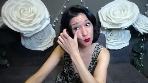 Cameronenns online show from November 25, 2025, 1:33 pm