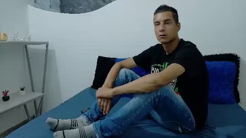 Snapshot of cameronsilverman chatting on July 15, 2026, 7:30 pm cameronsilverman online show from July 15, 2026, 7:30 pm