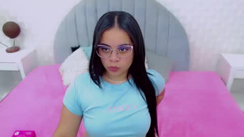 CAMI online show from March 10, 2025, 10:02 pm