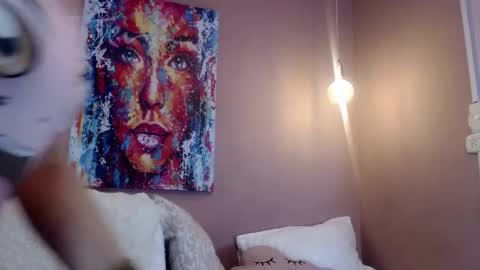 Cami online show from October 7, 2025, 7:44 pm