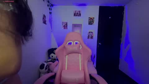 CAMI  online show from June 22, 2026, 2:46 am