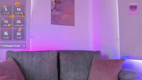 cami_velvet online show from September 17, 2025, 2:08 pm