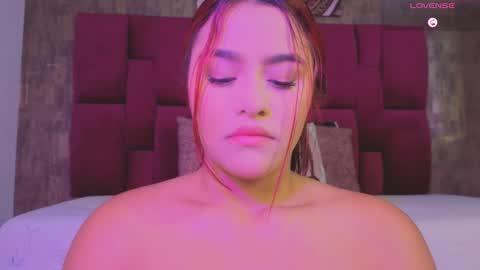 Snapshot of camila__bouzas chatting on March 3, 2026, 11:27 am camila__bouzas online show from March 3, 2026, 11:27 am