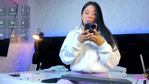 camila__gomez_ online show from January 6, 2026, 12:31 pm