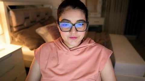 Camila buitrago online show from October 16, 2025, 12:44 am