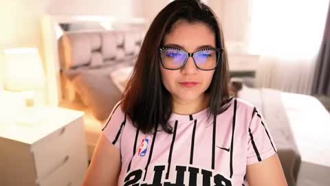 Camila buitrago online show from October 26, 2025, 4:02 pm