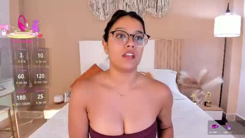 Snapshot of camila_bustamante_ chatting on July 18, 2026, 4:11 pm camila_bustamante_ online show from July 18, 2026, 4:11 pm