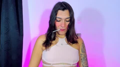  s online show from December 12, 2024, 4:26 am