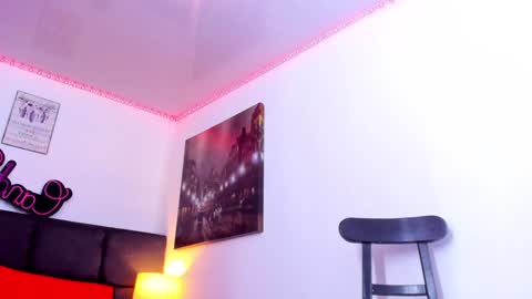  s online show from December 24, 2024, 8:33 am