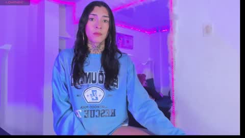  s online show from October 28, 2025, 5:00 am