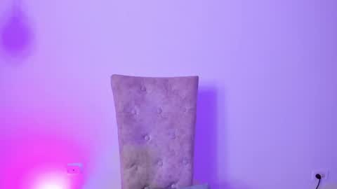  s online show from May 29, 2026, 1:47 am