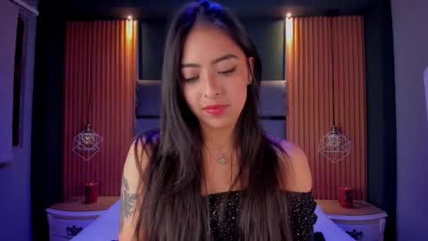 Camila online show from October 8, 2025, 11:35 pm