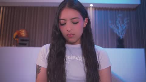 Snapshot of camila_dupont chatting on June 24, 2026, 3:27 am Camila online show from June 24, 2026, 3:27 am