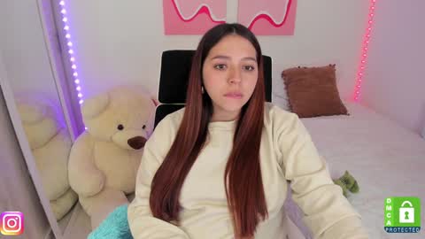 Snapshot of camila_ec2 chatting on February 6, 2025, 12:00 am C A M I online show from February 6, 2025, 12:00 am