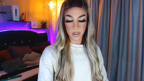 Camila online show from January 22, 2025, 3:09 am