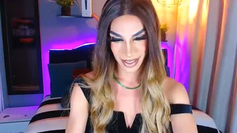 Camila online show from January 30, 2025, 3:44 am