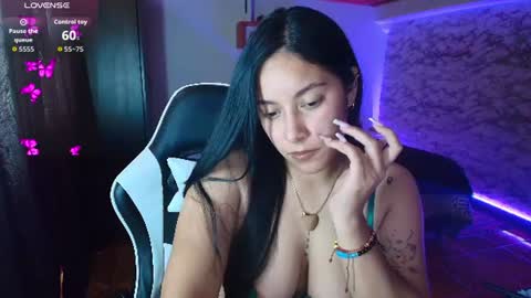 Snapshot of camila_iroose chatting on July 5, 2026, 9:55 pm Camila Roose online show from July 5, 2026, 9:55 pm