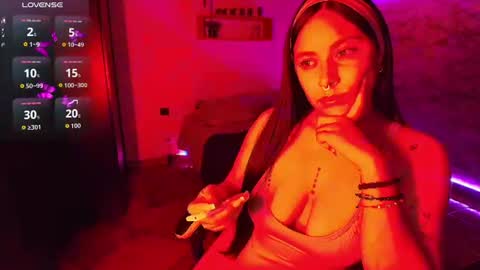 Snapshot of camila_iroose chatting on July 17, 2026, 11:31 pm Camila Roose online show from July 17, 2026, 11:31 pm