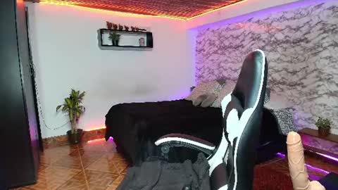 Snapshot of camila_iroose chatting on July 28, 2026, 11:26 pm Camila Roose online show from July 28, 2026, 11:26 pm
