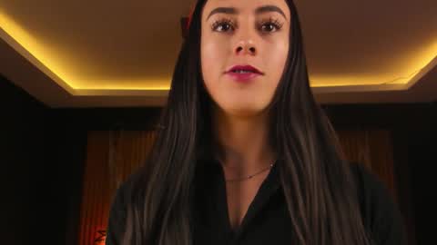 camila_martinez9 online show from October 20, 2025, 11:43 am