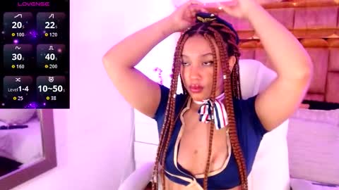 Camila Mishima online show from October 17, 2025, 11:46 am