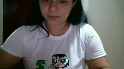 Snapshot of camila_tits_hot chatting on May 13, 2026, 1:19 pm Tiffany online show from May 13, 2026, 1:19 pm