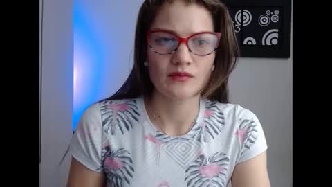 Snapshot of camila_ventura chatting on September 28, 2025, 2:00 pm Camila ventura online show from September 28, 2025, 2:00 pm
