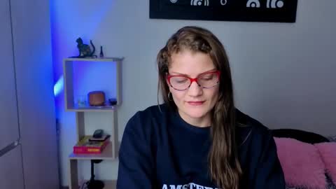 Snapshot of camila_ventura chatting on November 10, 2025, 7:57 pm Camila ventura online show from November 10, 2025, 7:57 pm