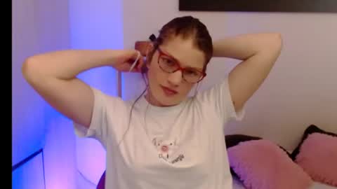 Snapshot of camila_ventura chatting on June 15, 2026, 1:02 pm Camila ventura online show from June 15, 2026, 1:02 pm