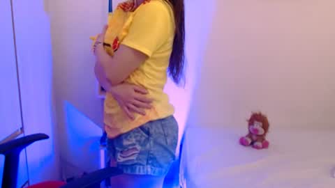 Snapshot of camila_ventura chatting on June 18, 2026, 1:59 pm Camila ventura online show from June 18, 2026, 1:59 pm