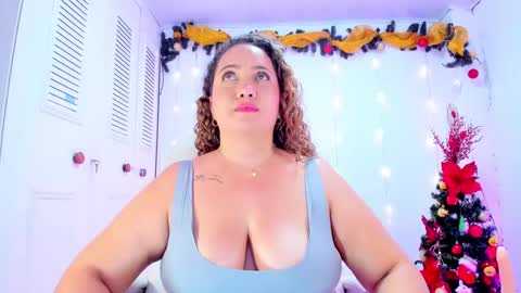 camilaa foxxx online show from December 8, 2024, 9:41 pm
