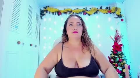 camilaa foxxx online show from December 27, 2024, 12:39 am
