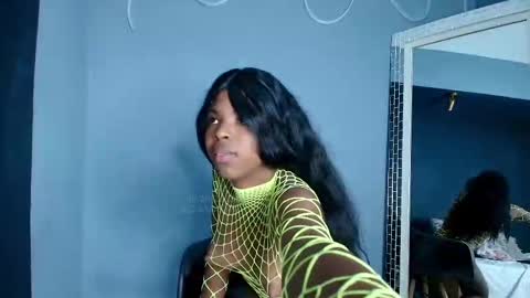 Snapshot of camilaasaenz_ chatting on September 16, 2025, 7:04 pm C A M I L A online show from September 16, 2025, 7:04 pm