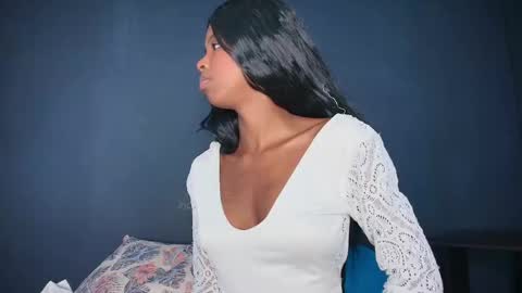 Snapshot of camilaasaenz_ chatting on September 22, 2025, 7:16 pm C A M I L A online show from September 22, 2025, 7:16 pm