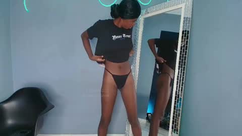 Snapshot of camilaasaenz_ chatting on September 23, 2025, 9:07 pm C A M I L A online show from September 23, 2025, 9:07 pm