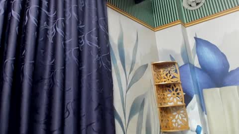 Camila  online show from December 27, 2024, 9:28 am